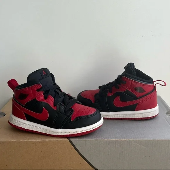 Nike Air Jordan 1 Retro Mid “Banned” Toddler Sneakers- SZ 7 C